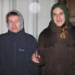 půlnoční novoroční přípitek před kostelem (počasí nepřálo - pršelo) adorace-a-novorocni-pripitek-28