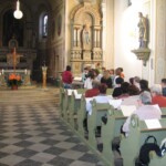 modlitba ranních chval v kostele bila-sobota02.jpg