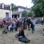farni-den-183