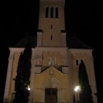 kostel-nocni-pohled.jpg
