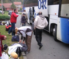 odjezd-a-prijezd-poutniku47