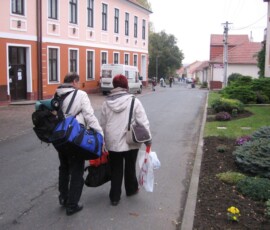 odjezd-a-prijezd-poutniku58