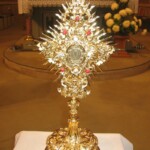 zrenovovany-relikviar13